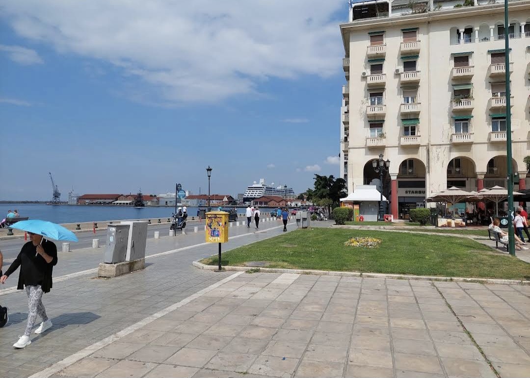 Βόλτες σκύλων - Θεσσαλονίκη — φωτογραφία 3